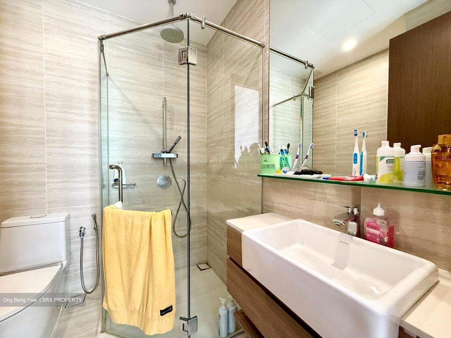 Sunrise Avenue (D28), Terrace #476912131